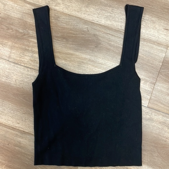 New Women’s Maeve Back-Bow Sweater Tank By Anthropologie!!🔥🔥🔥 - Picture 9 of 11